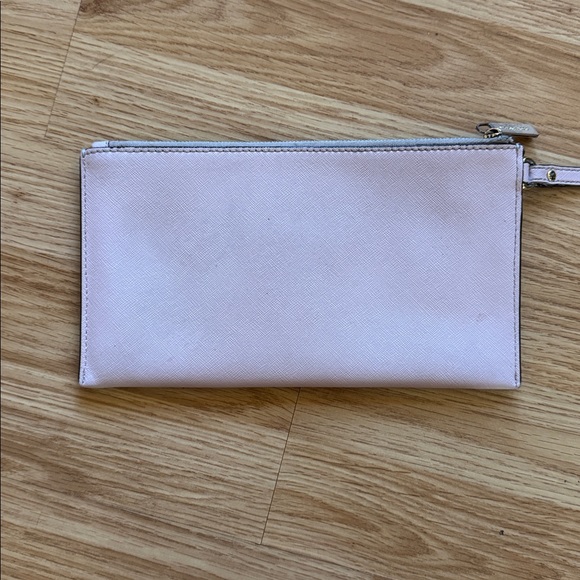 Michael Kors Studded Wristlet Clutch ✨ - Picture 2 of 10